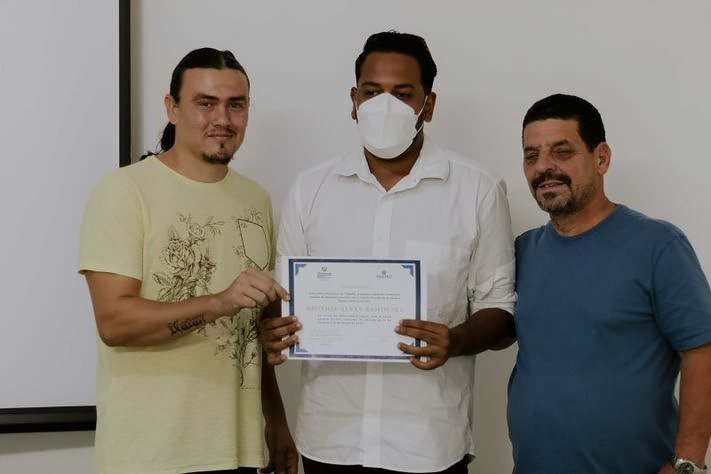 Entrega De Certificados Do Curso De Inform Tica B Sica Gustavo