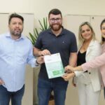 Entrega do Cartão Recomeçar Magé Fotos Lucas Santos (2)