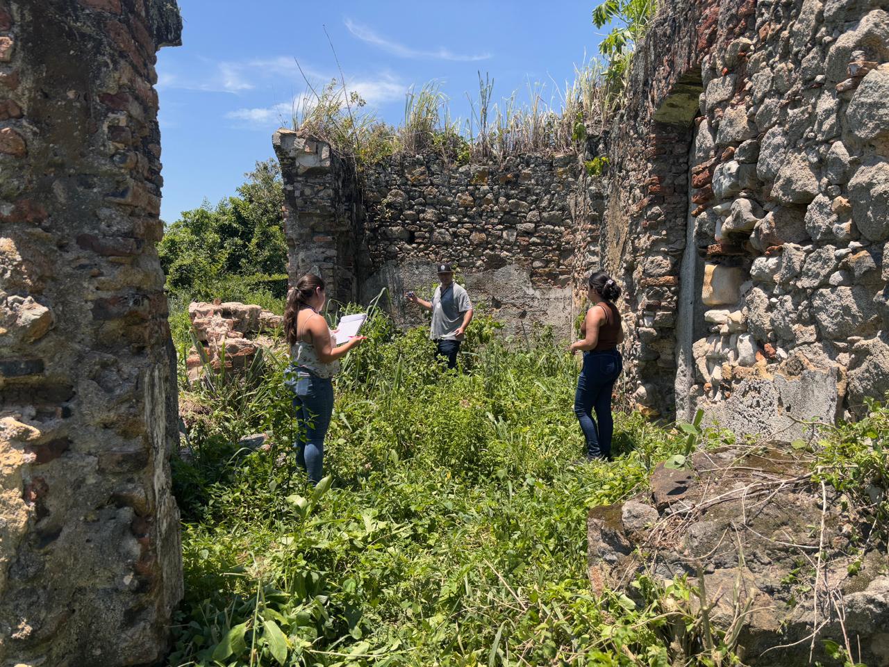 PREFEITURA REALIZA VISITA TÉCNICA NAS RUÍNAS DA IGREJA DA NOSSA SENHORA DA ESTRELA  DOS MARES