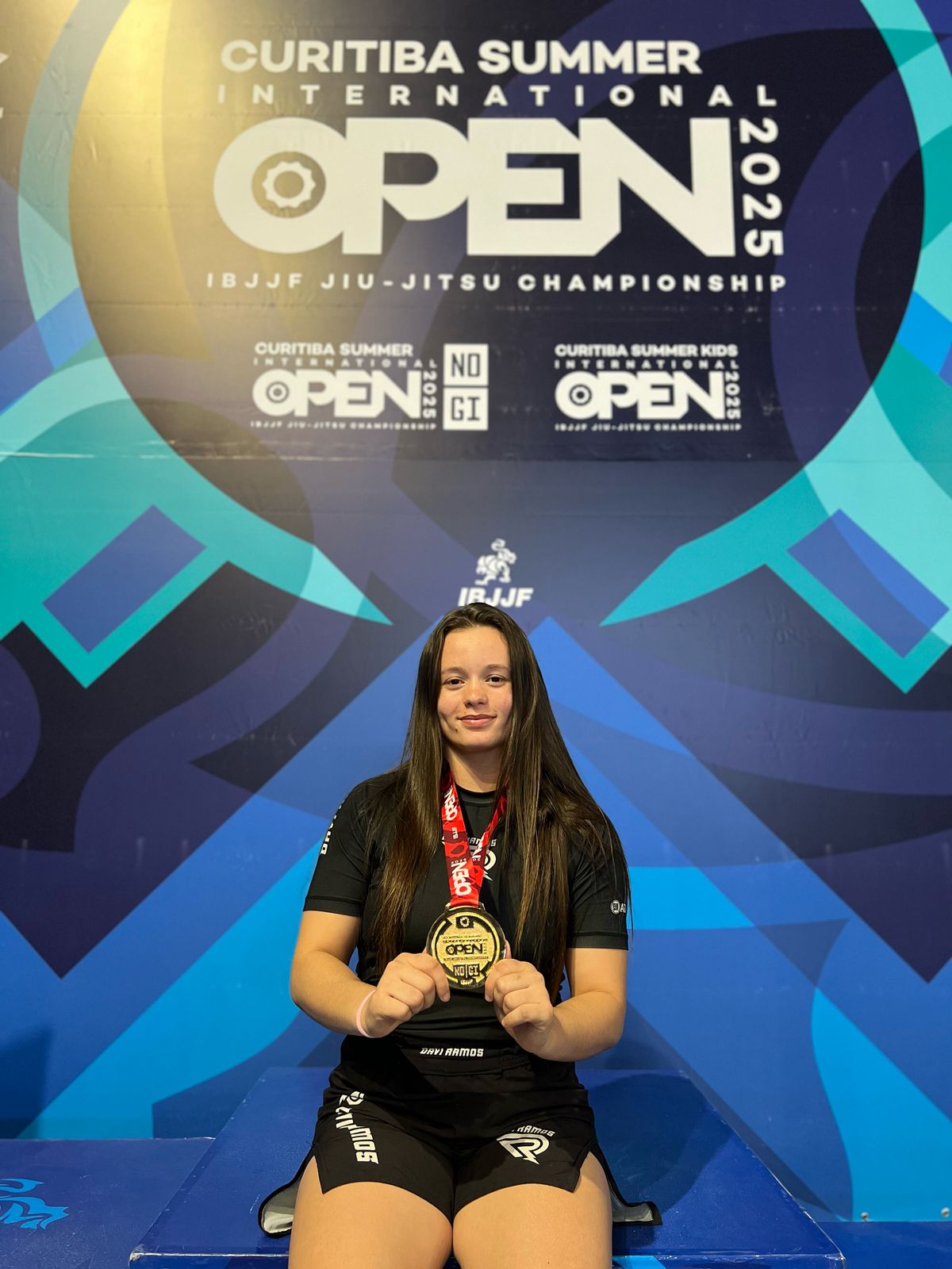ATLETAS DE MAGÉ TRAZEM MAIS 3 MEDALHAS DE OURO PARA A CIDADE