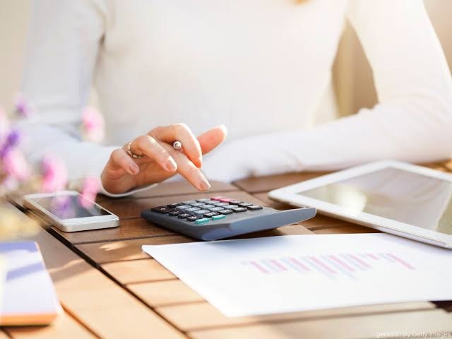 Prefeitura de Magé promove oficina sobre gestão financeira para mulheres